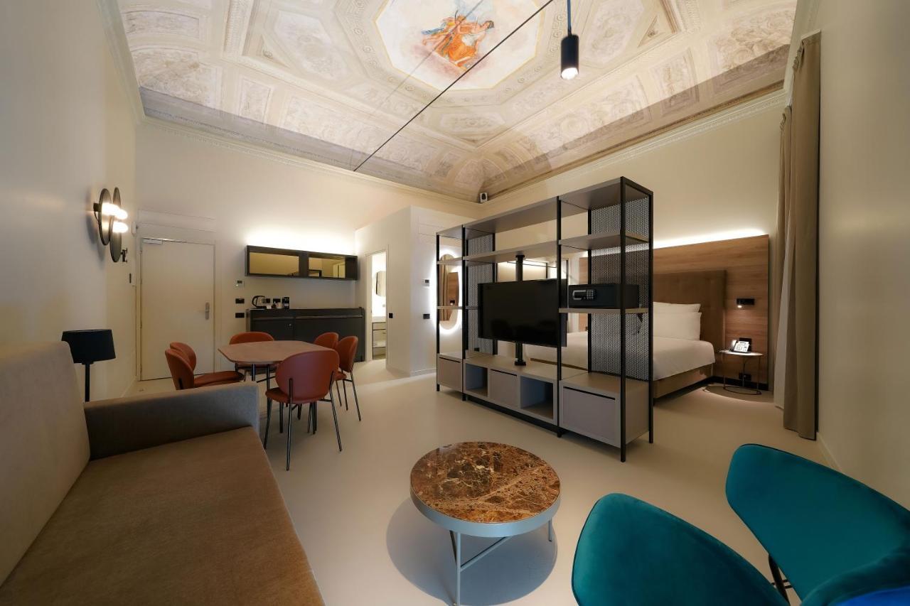 Junior Suite,1334503652:JPEG