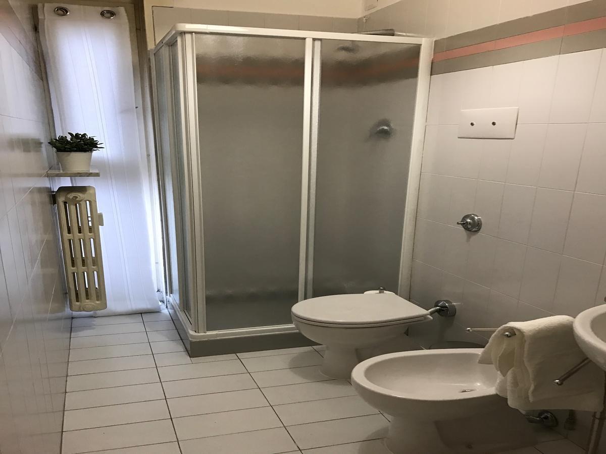 Habitación Individual con baño privado