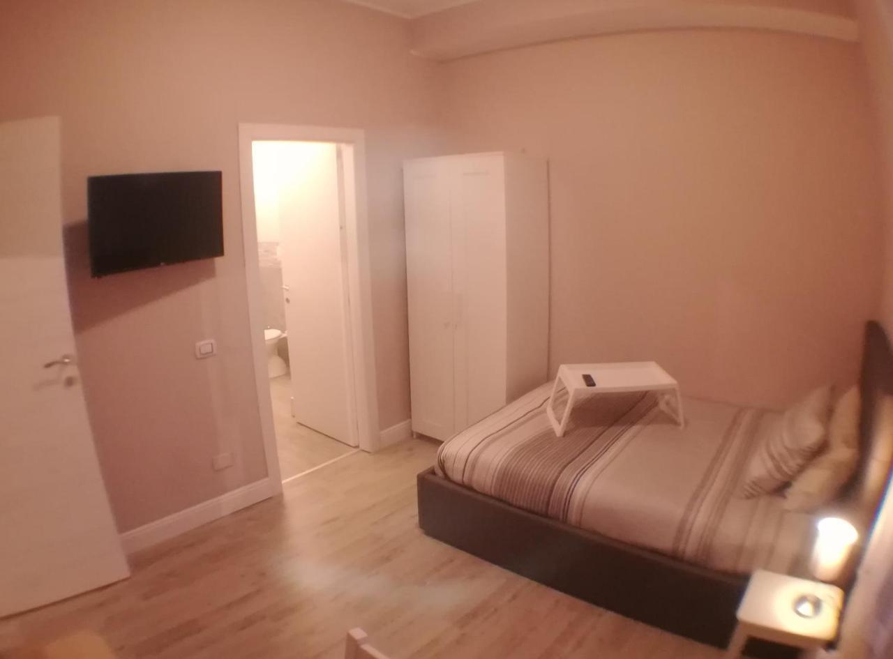 Single Room Private Bathroom