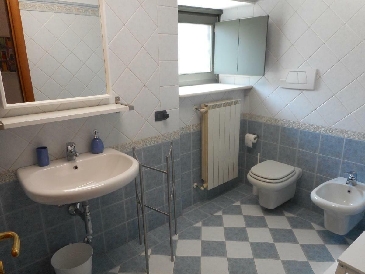 Double Room with Private External Bathroom