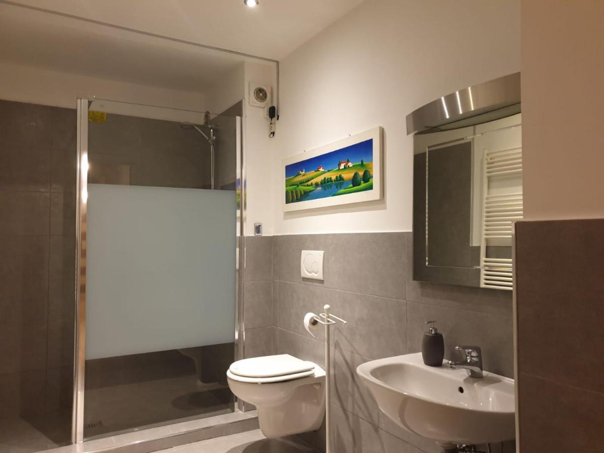 Quadruple Room with Shared Bathroom