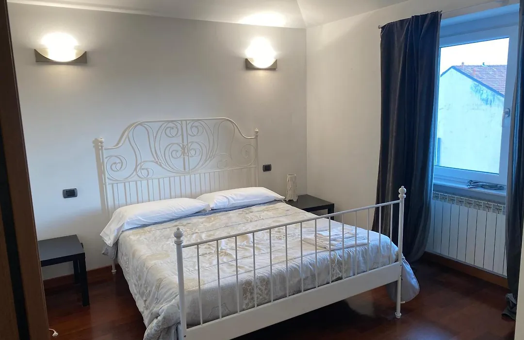 Myroom Guest House-1