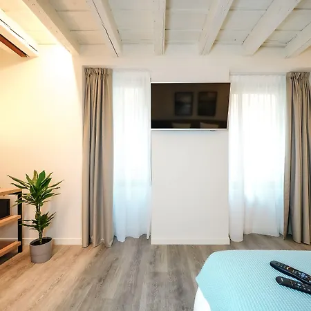 Bergamo Inn 15-2