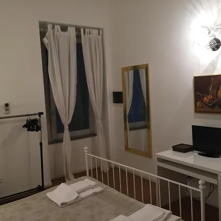 Vip Bergamo Rooms-2